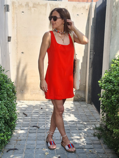 VESTIDO/ SHORT FEÑA ROJO -55% DE DCTO.