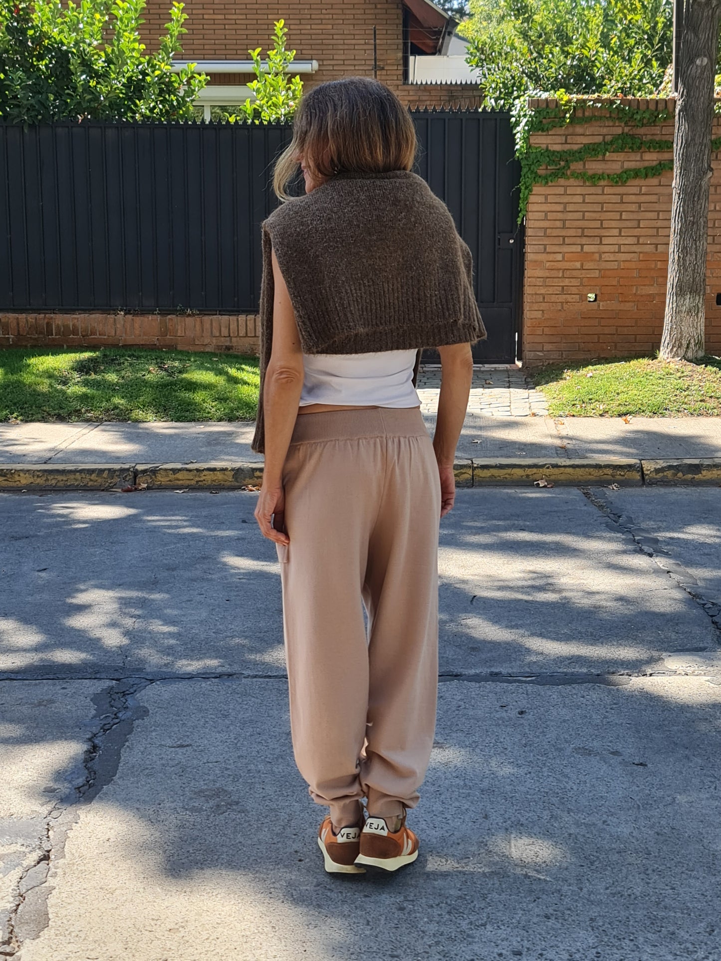 JOGGER UMA 3 COLORES -45% DE DCTO.