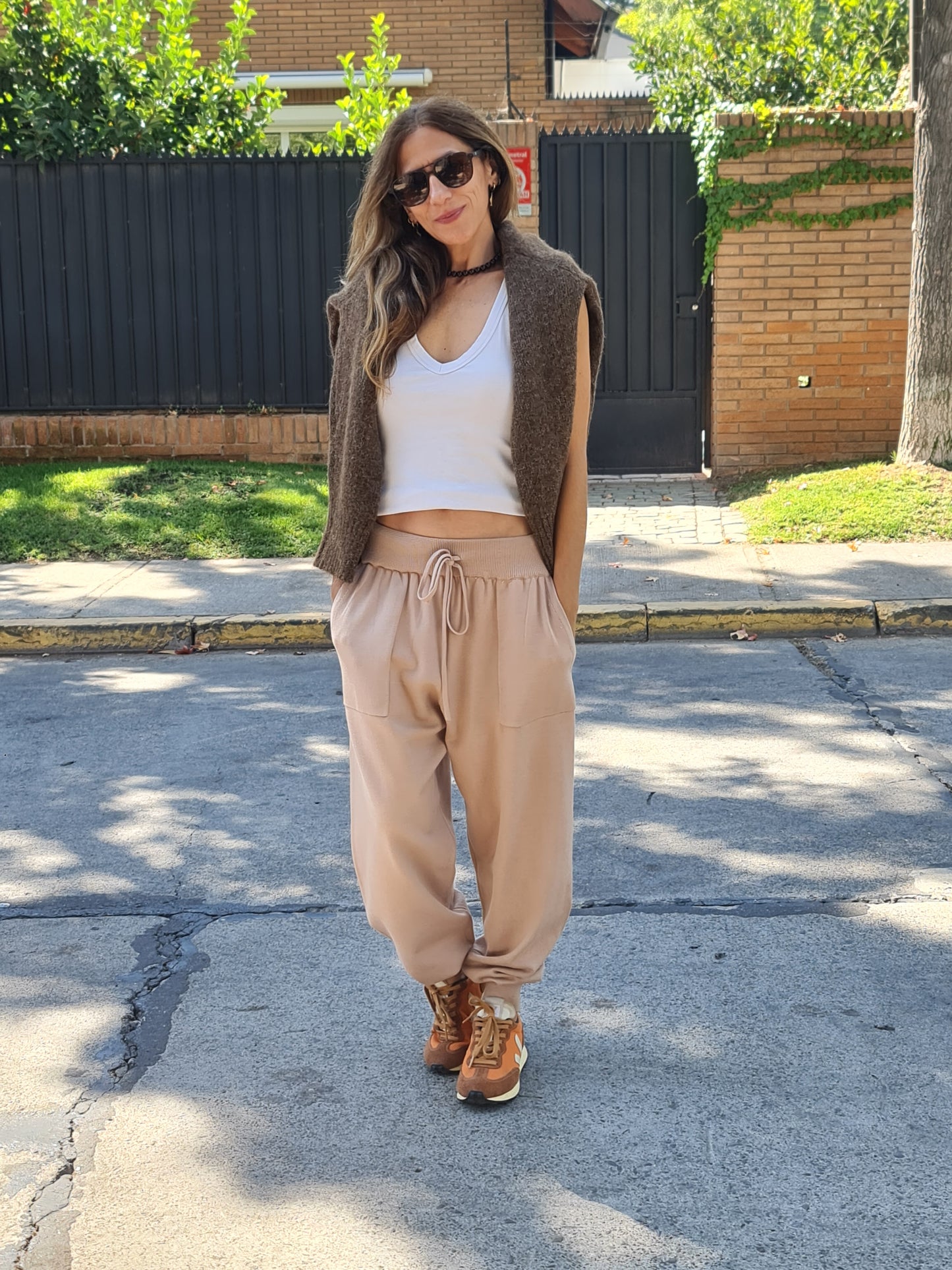 JOGGER UMA 3 COLORES -45% DE DCTO.