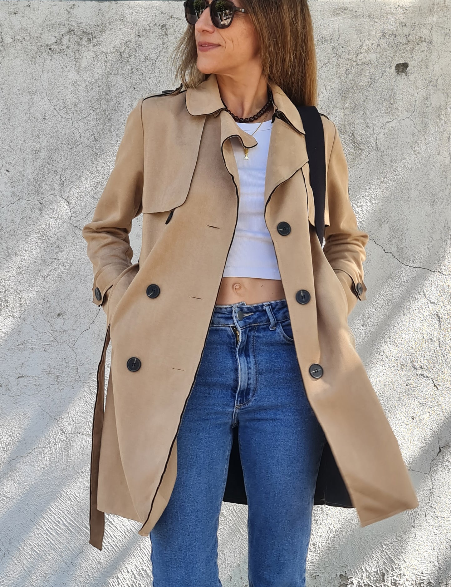 TRENCH DE GAMUZA CAMEL -20% DCTO.