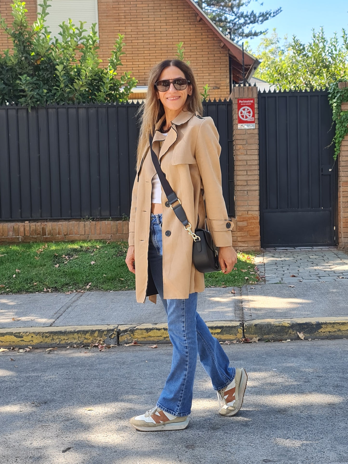 TRENCH DE GAMUZA CAMEL -20% DCTO.