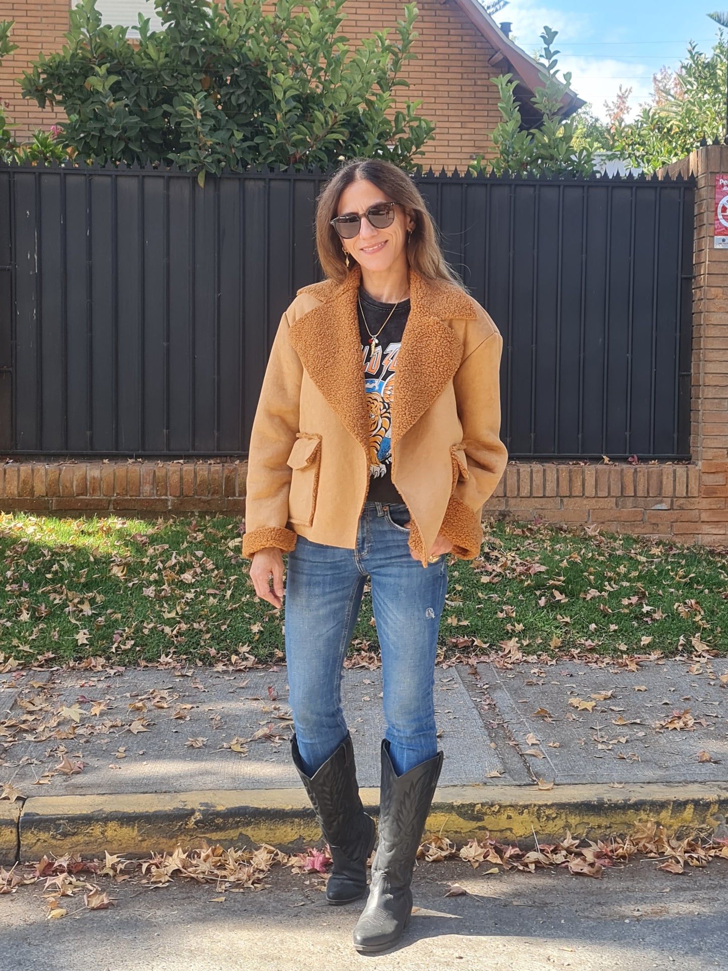 CHAQUETA GAMUZA CHIPORRO CAMEL -50% DE DCTO.