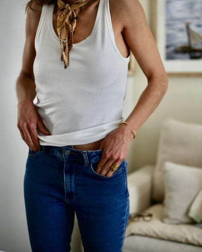 POLERA METALIZADA BLANCA/PLATA-50%DCTO.