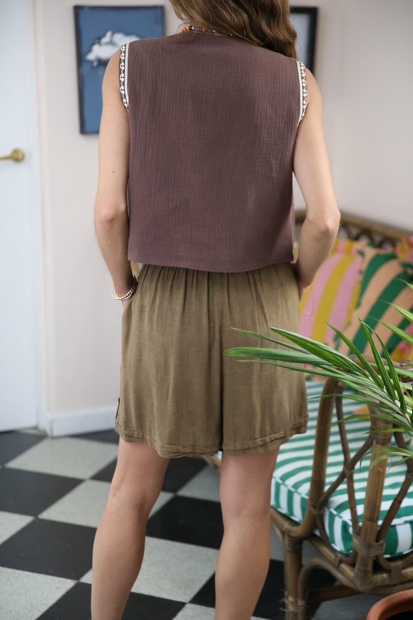 SHORT FRANCESCA CHOCOLATE-50%DCTO.