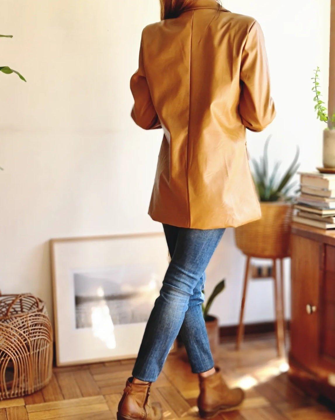 BLAZER ECO CUERO CAMEL -30% DE DCTO. - Quemepongo